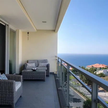 Appartamento Guestready - Scenic Retreat With Seaview *